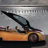 iPhone Kendalikan Mobil Super