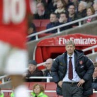 Arsenal Kecewa di Tengah Bahagia