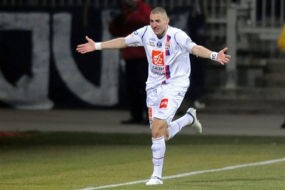 Benzema Bukan Zidane Baru