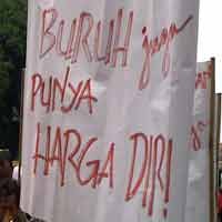 Di PHK Sepihak, Karyawan Pengolahan Kayu Turun ke Jalan