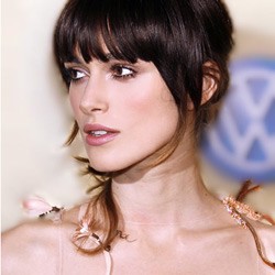 Keira Knightley Terobsesi Pria Bersepatu Bagus