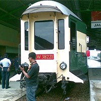 Rapat di Atas Kereta Api? Bisa Dicoba!
