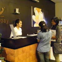 Lepas Stres dengan Pijatan Bali 