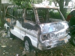 Dani Masih Bungkam Soal Pembakaran Mobil