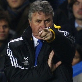 Hiddink Benahi Fisik Pemain