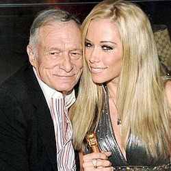 Bos Playboy Ditolak Temani Mantan Kekasih di Altar