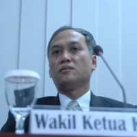 Nikah di Bandung, Wakil Pimpinan KPK Sunting Ustadzah