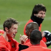 Respons Barca Ditunggu