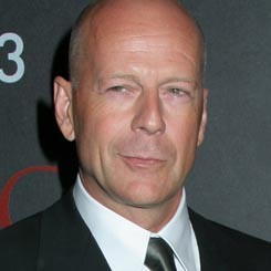 Stop Jadi Sutradara, Bruce Wilis Dituntut