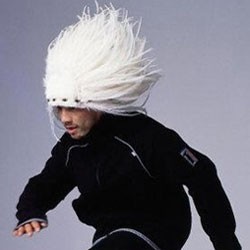 Jamiroquai Pastikan Konser di Indonesia Lewat Situs