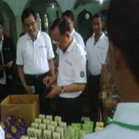 Allah Melihat, Malaikat Mencatat di Kantin SMPN 80 Jakarta