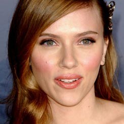 Scarlett Johansson Jadi Gladiator?