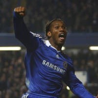 Drogba Betah Lagi karena Hiddink?