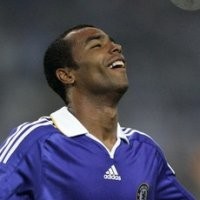 Cole Minta Maaf pada Polisi, Salahkan Paparazzi