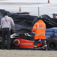 Heidfeld Tercepat, Hamilton Kecelakaan