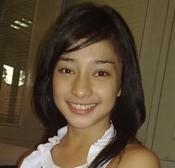 Syuting Kejar Tayang, Nikita Willy Panggil Guru Les