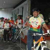 Kampanye Go Green, Telkom Anjurkan Bersepeda ke Kantor