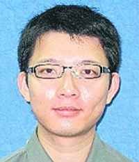 Straits Times Buat 2 Versi Berbeda, Ada Apa?