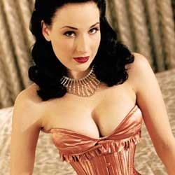 Dita Von Teese Topless Dalam Gelas