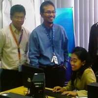 Banyak Guru SD dan SMP Tak Melek IT, XL Bagikan Komputer