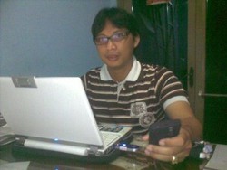 Laskar Online 2: Fajar Oktobriarto dari SMUN 1 Surabaya