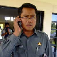 Delapan Puluh Miliar untuk Perbaiki Pantai Selatan