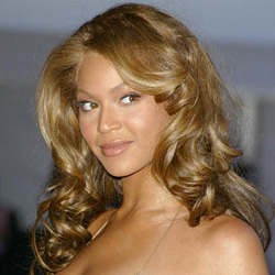 Beyonce Tak Pernah Disentuh Pria Selain Jay-Z