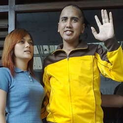 Dikabarkan Hamil, Istri Gugun Tak Berani Jawab