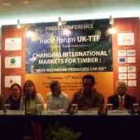 Dapat Sertifikasi, Kayu Indonesia Lebih Mudah Diekspor