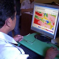 Surabaya Masih Berpeluang Hujan, Diprediksi Banjir Mengancam