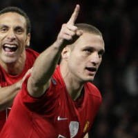 Usai Inter, Vidic Tatap Liverpool