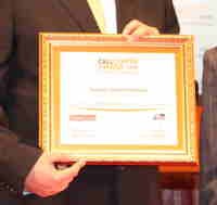 Ini Dia Call Center Terbaik 2009 