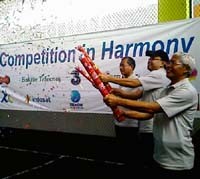 Saat Operator Telekomunikasi Rapatkan Barisan