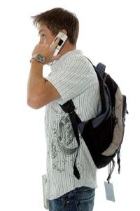 Tajikistan Haramkan Ponsel di Sekolah