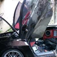 Pasang Pintu Khas Lamborghini