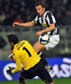 Menang 4-1, Juve Terus Hantui Inter