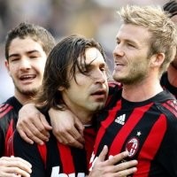 Milan Hancurkan Siena 5-1