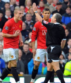 Kesalahan Vidic Dimaklumi