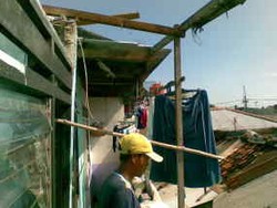 Dampak Angin Puting Beliung, Puluhan Rumah di Ciputat Rusak Parah