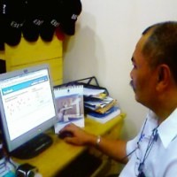 Telkom Wajibkan Karyawannya Facebook-an
