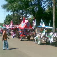 Delman Ramaikan Pawai Simpatik Kampanye