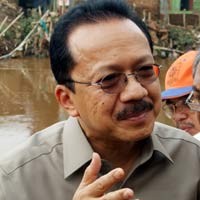 Fauzi Bowo Minta Kampanye Damai Terlaksana