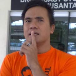 Setelah Kiki Fatmala, Saipul Jamil Pijat Bokong Bule