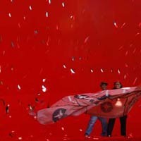 Bret....Bendera Terbesar Partai Itu Urung Berkibar