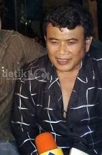 Rhoma Irama Goyang Massa PPP dengan Adu Domba