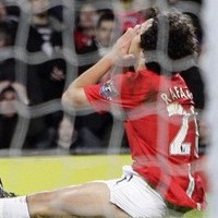 Rafael & Fabio Sempat Digoda Arsenal