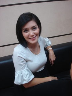 Ikuti Debat Forum Bareng Rieke!