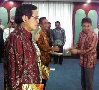 Luluk Sumiarso Jadi Komisaris Pusri