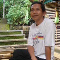 Bangun Kampung Seni dengan Curi Hati Warga