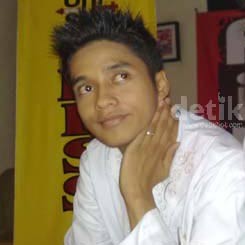 Tolak Golput, Adly Fairuz Rela Bangun Subuh